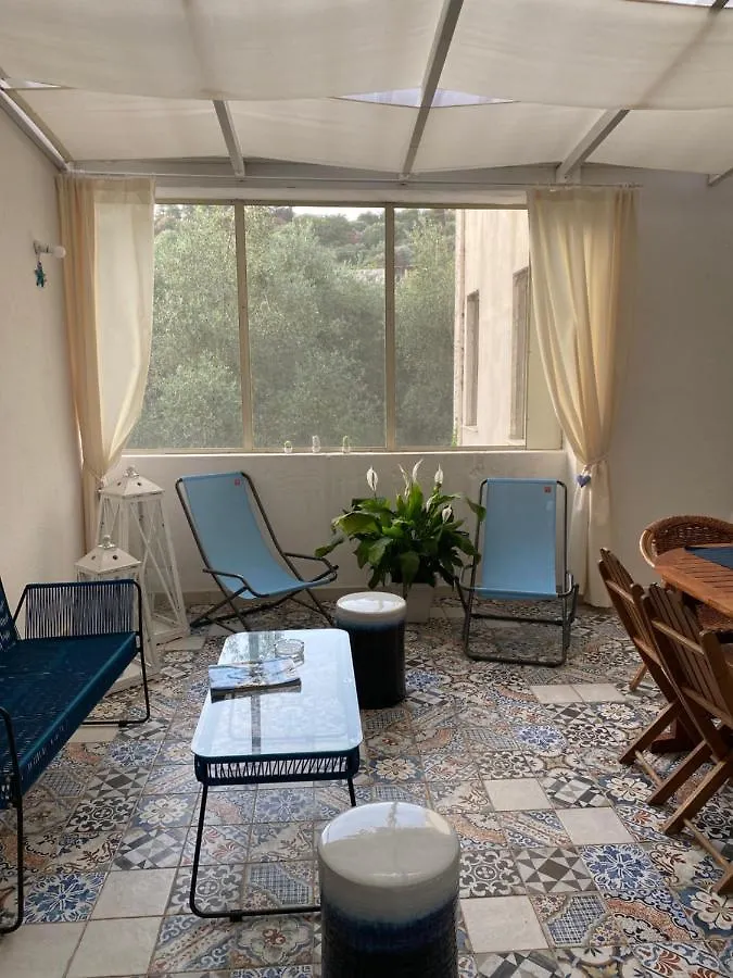 Apartment Tra Mare E Lago Torre Faro Italy